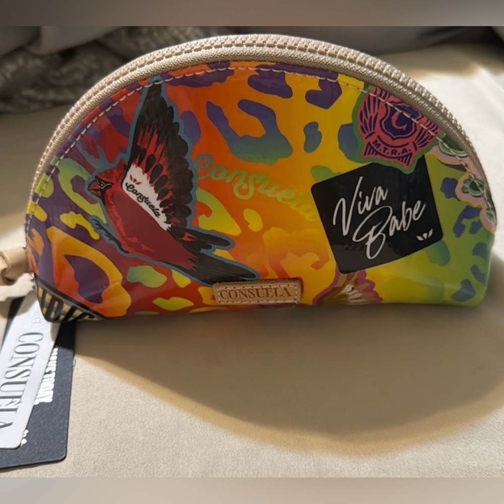 Consuela Cami Medium Cosmetic Case NWT